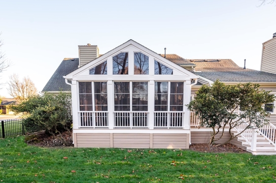 Chinese Top Hardware Sunrooms Glass Houses Container House with Polygon Roof Molding