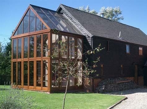 Tempered Glass Roof Portable House With Powder Coated Smooth Finished Aluminum Frame