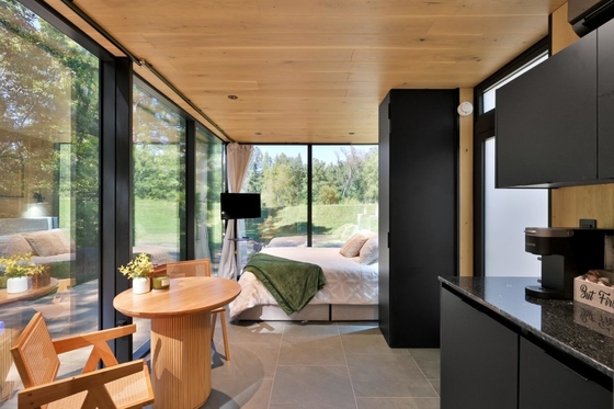 Waterproof Steel Frame Glass House Sunrooms With Clear Glass And Sliding Double Door